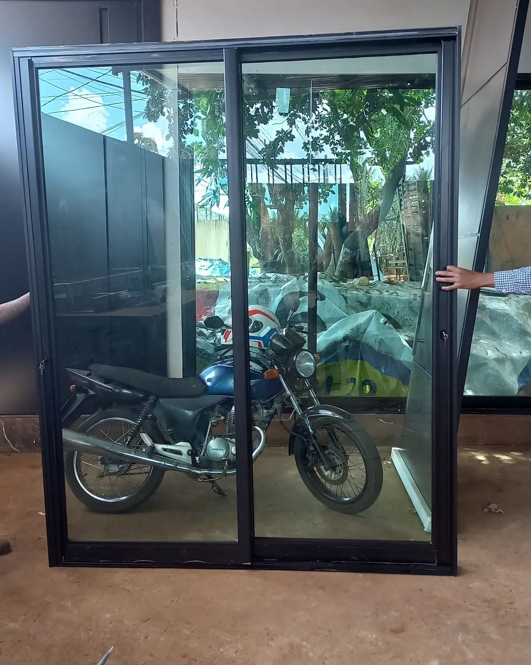 porta de acm instlada